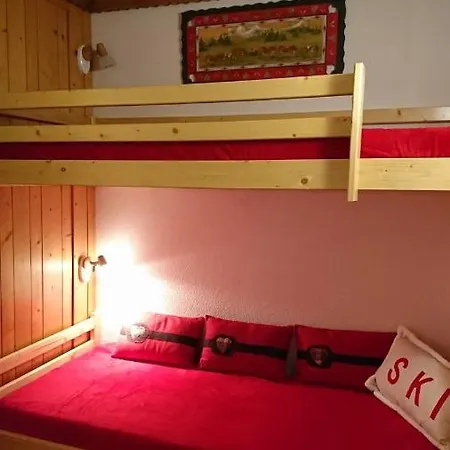 Apartment Les Lauzieres: Alpine Retreat With Scenic Views Les Arcs (Savoie)